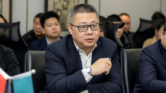 营销副总韩亮发表讲话