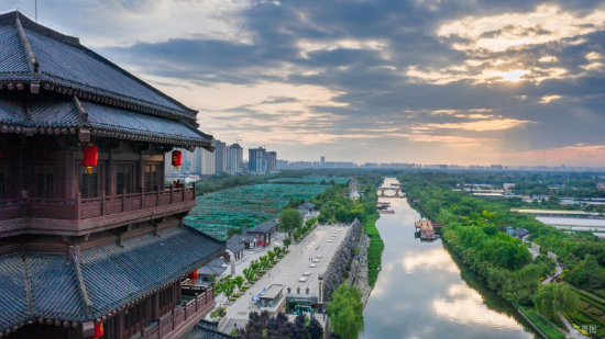 汉城湖实景图