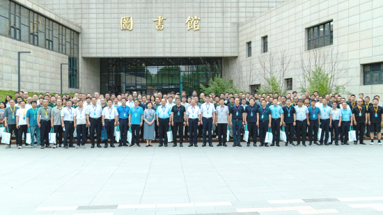 山东省教育基本建设学会管理干部培训合影