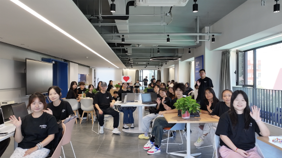 圖2 位于春山里的多媒體影像工作室