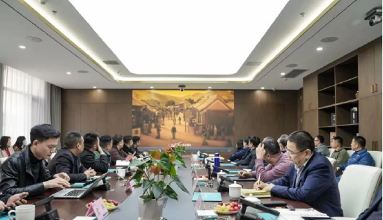 陕西柳林酒业集团与吴一团队举行座谈会