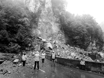 镇巴县人口_陕西:镇巴4万人缺饮-暴雨洪涝灾害
