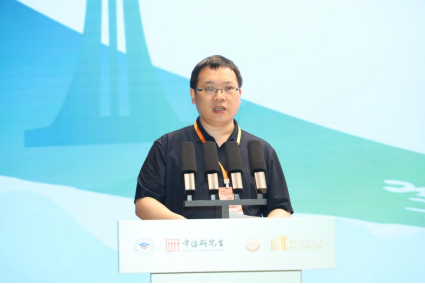 何文来代表陕西省教育厅致辞