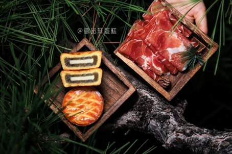 御品轩火腿黑松露乳酪月饼