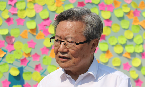 著名文化评论家肖云儒诉说对祖国的“心里话” 摄影 柳洪华