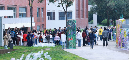 欧亚儿童大地艺术节开幕现场