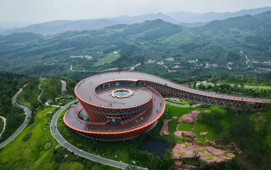成都龙泉山城市森林公园丹景台