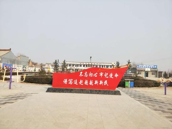 兴业县沙塘镇总人口_广西兴业县沙塘镇马村(3)