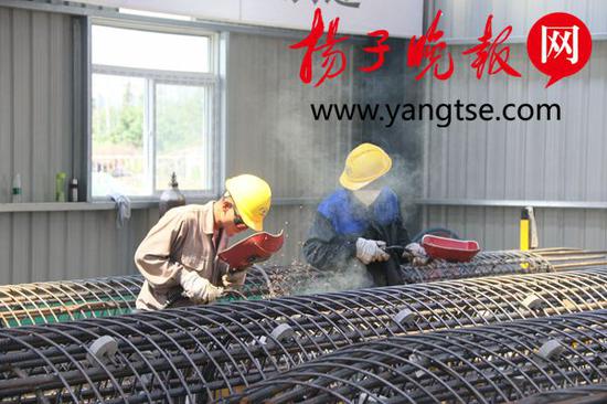 五标段钢筋加工现场