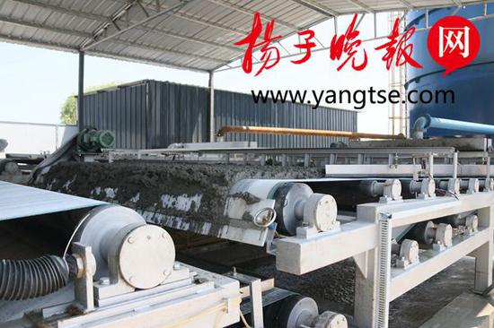 四标段泥水分离后泥土含水量仅在25%到30%之间