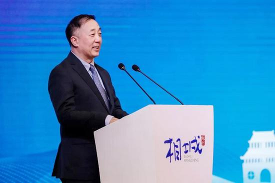 国家发改委地区经济司副司长安利民致辞