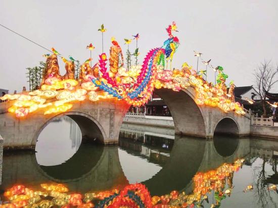 汪筱文的作品。□朱丹虹 摄