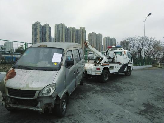 拖移无主报废车