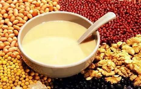 豆浆机致癌:流言揭秘:豆浆喝多了易致癌?