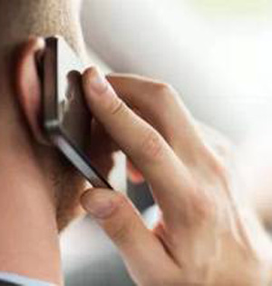 男性沉迷手机:小心精子被"煮"死