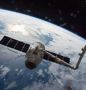 SpaceX龙飞船将从空间站返回地球 SpaceX龙飞船将从空间站返回地球