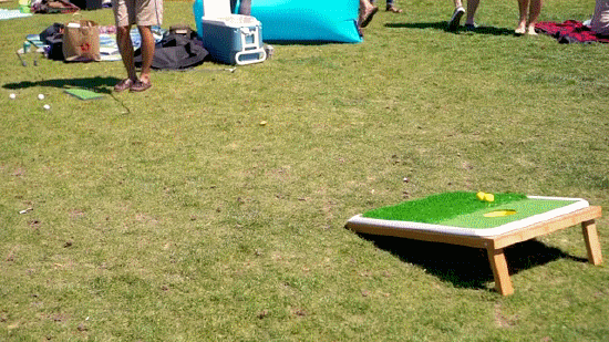 游戏规则很简单