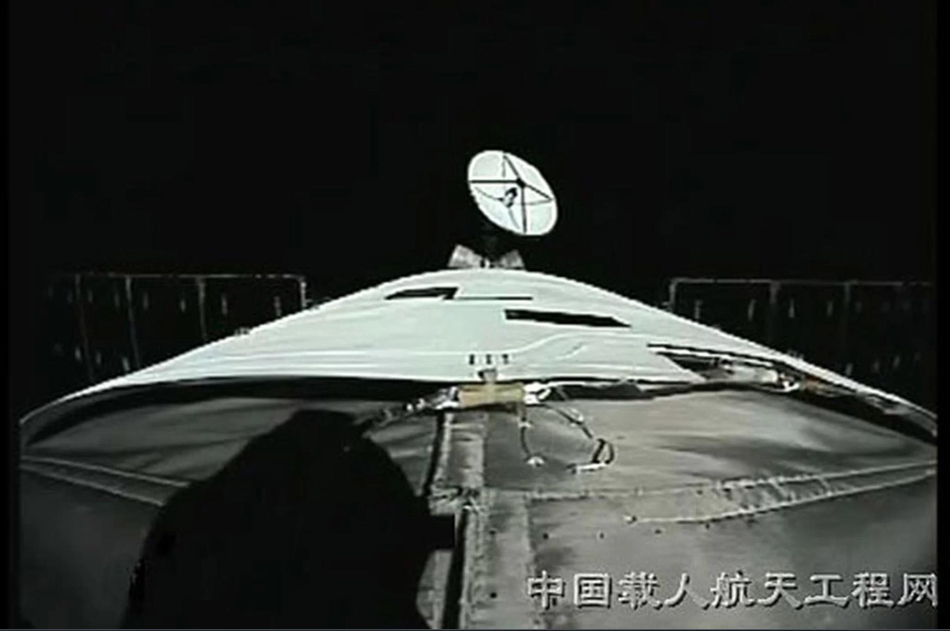 2011年10月12日，天宫一号外侧舱壁相机拍摄的舱外画面