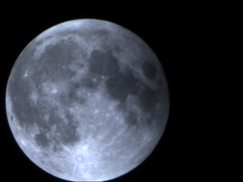 如果你已错过今年元旦的超级月亮，没关系！1月31日月亮女神上演“月全食血月+超级月亮+蓝月”三景合一天文奇观，150多年一遇！更多精彩尽在专题：http://tech.sina.com.cn/zt_d/2018lunareclipse