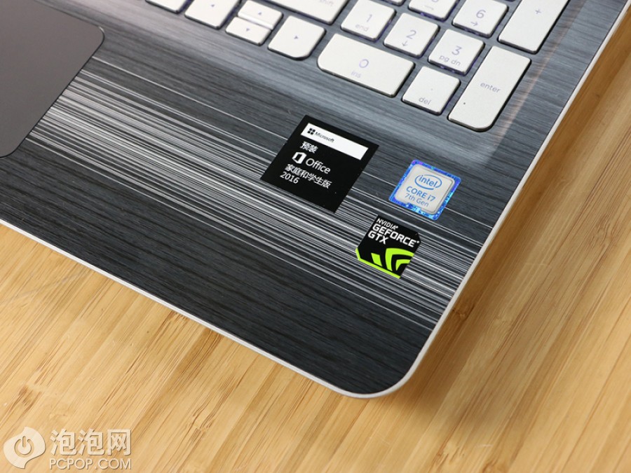 时尚范儿的游戏本 惠普光影精灵Ⅱ pro图赏