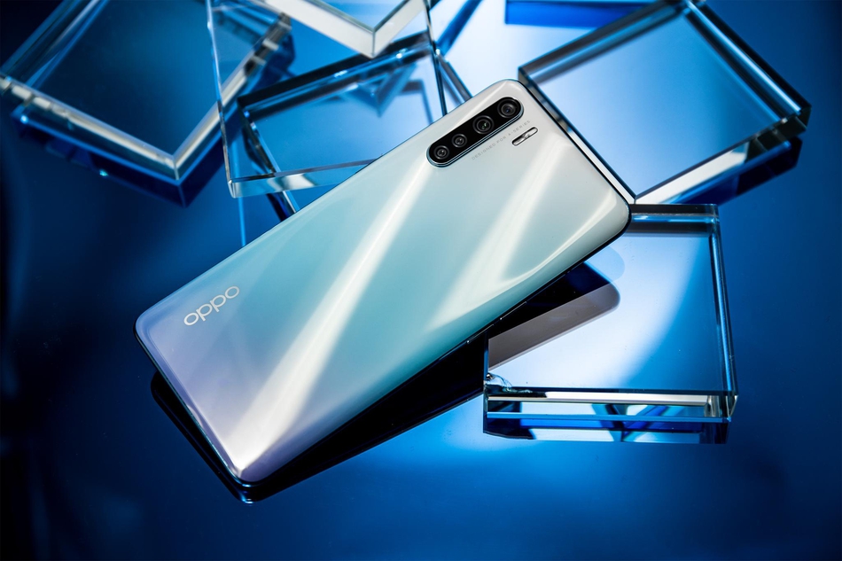 oppo a91图赏:反流行轻薄机身 4800万广角微距四摄