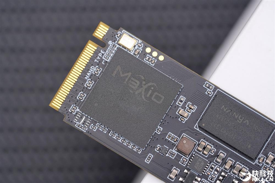 ssd 固态硬盘评测 7a66-krwipas3791840.jpg