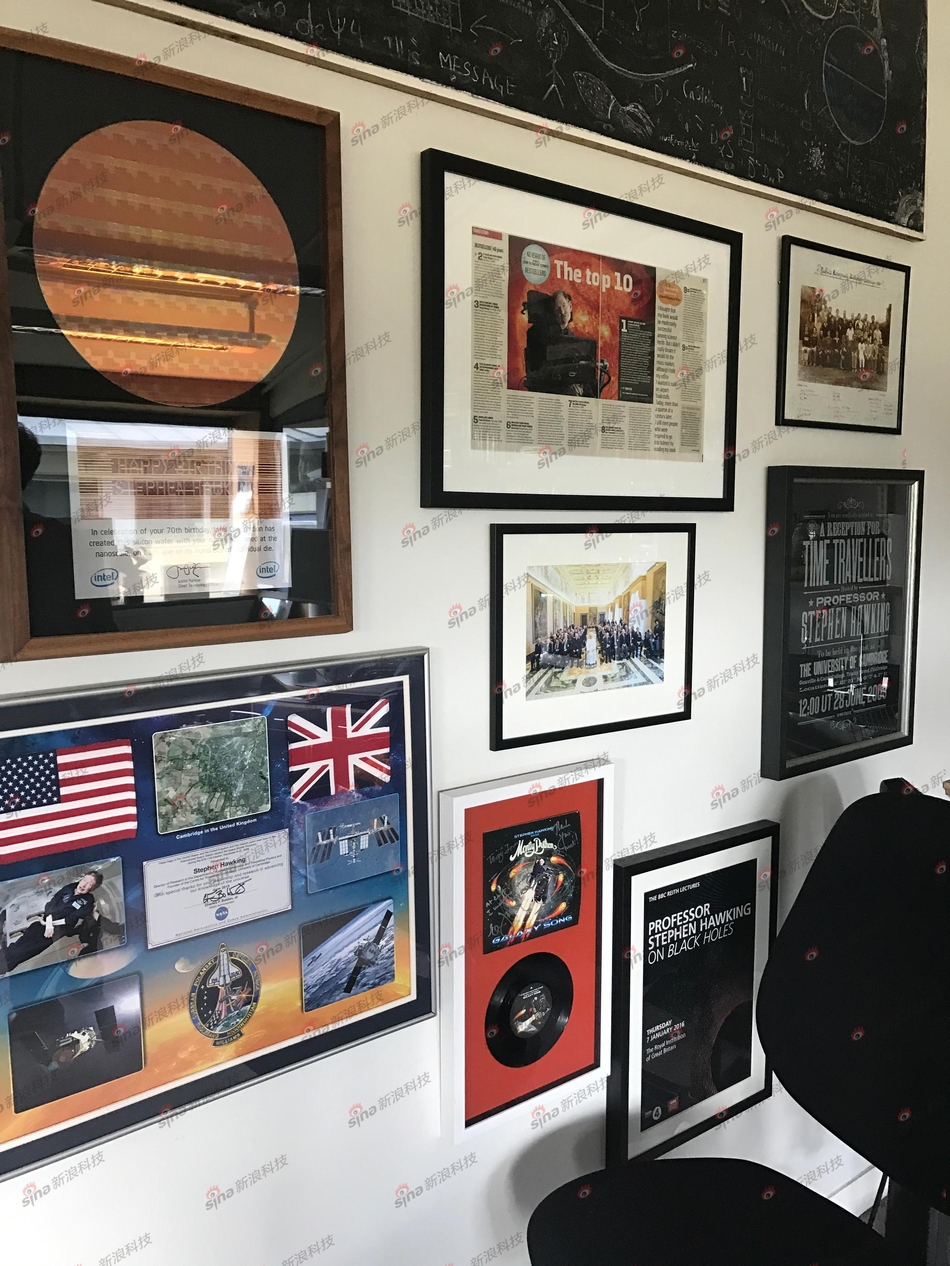 霍金办公室：墙上一句话与他执著的灵魂