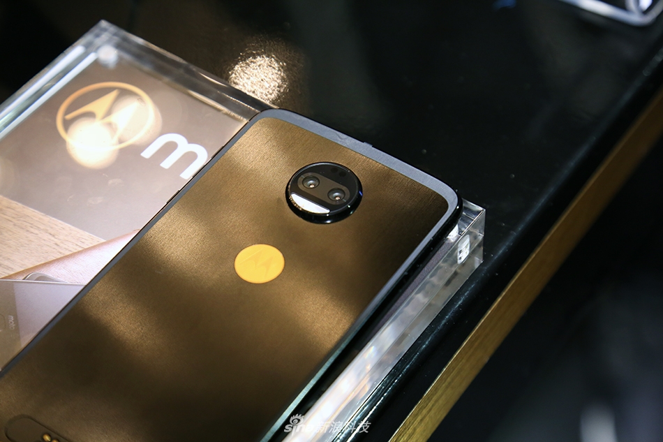 超级手机参数 vrbg-fymzqsa6455553.jpg