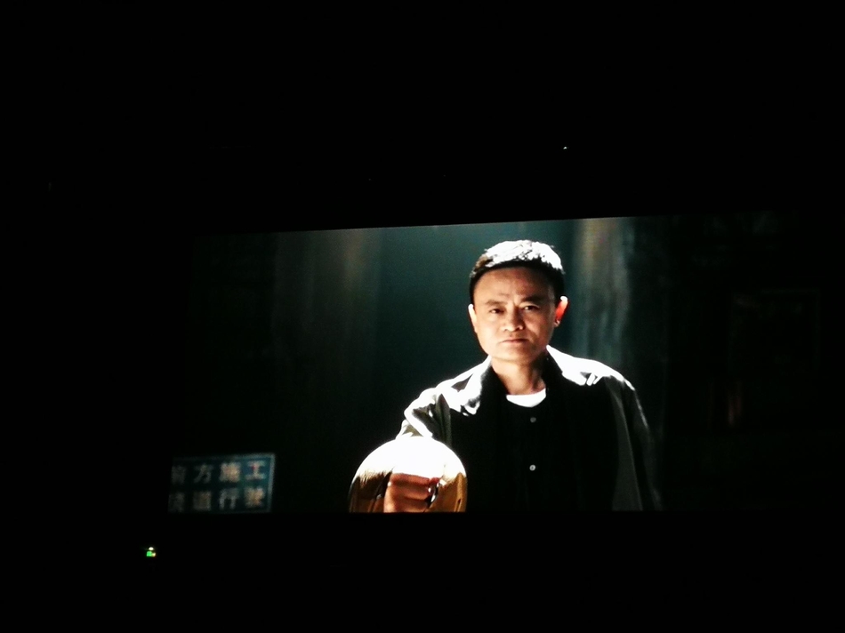 马云主演电影《功守道》8分钟片段曝光，马师傅霸气亮相！