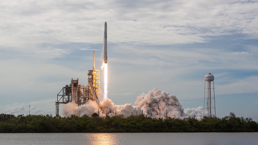 国外科技公司和中国对比 aQsb-fyfuzny2972360.jpg