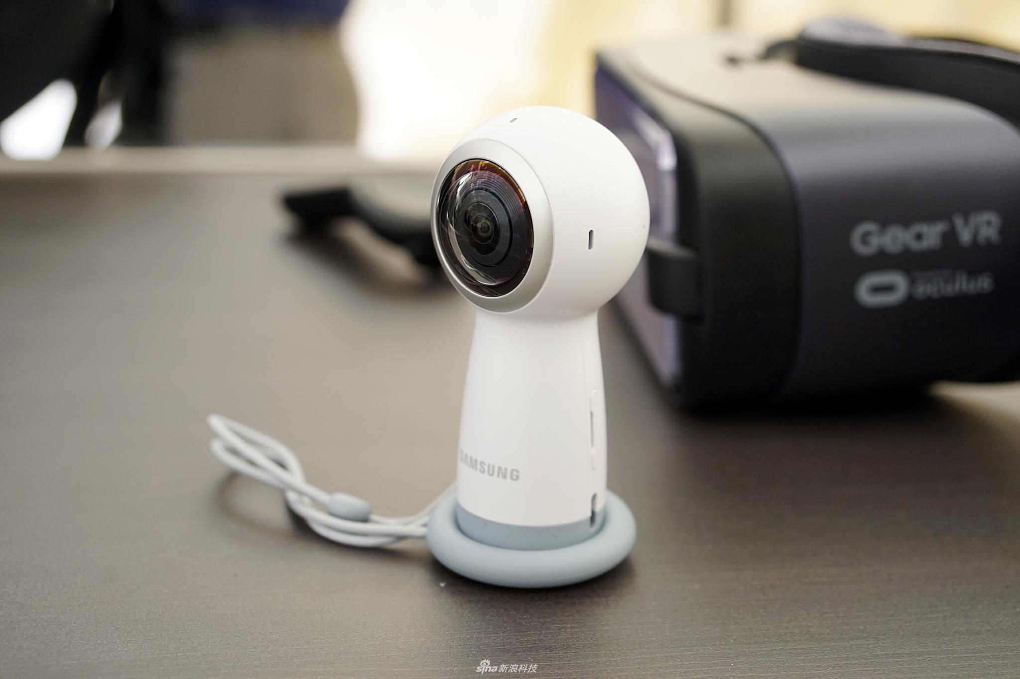 【图赏】三星S8官方周边产品：Dex/Gear360/GearVR美图