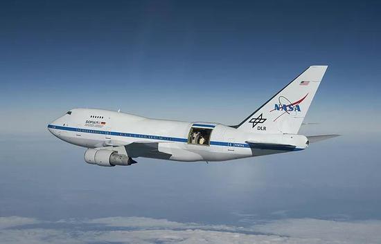 同温层红外观测台(图片来源:NASA photo / Jim Ross)