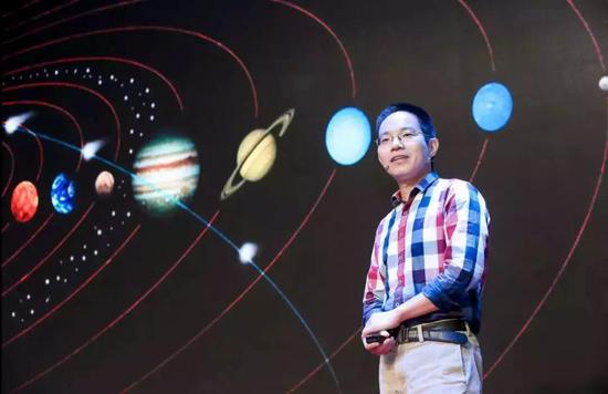 演讲嘉宾刘凯军:《今天宇宙空间里的天气怎么样》