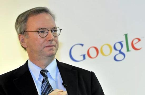 埃里克·施密特，于2001年到2011年四月十年间担任 Google CEO