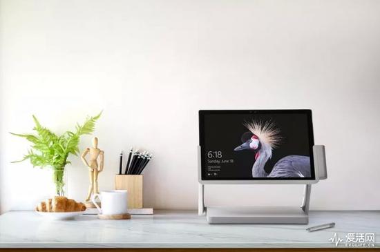 【博狗扑克】感动软粉 这个底座一秒将Surface Pro升级成Studio 【博狗扑克】感动软粉 这个底座一秒将Surface Pro升级成Studio