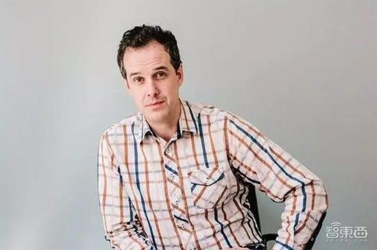 ▲CTRL-Labs创始人兼CEO Thomas Reardon