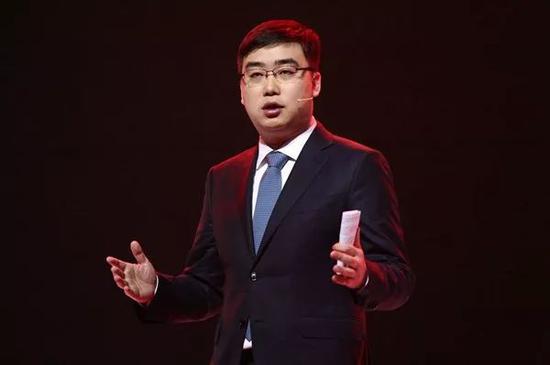 pt开户体验金|从娱乐圈几个毒舌女星身上,学学当众怼人时怎么能稳赢
