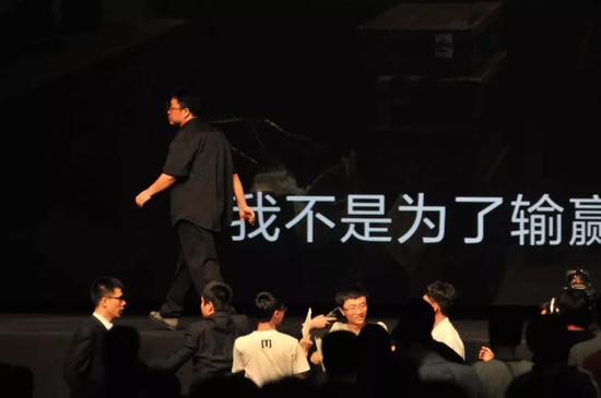 中国中彩网官方网站唯一-陈好还能上热搜?这世界很讲道理,漂亮的人永远被惦念