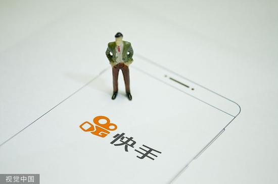 澳门注册送彩金娱乐城大全,詹姆斯:AD在开场的表现棒极了 他的篮板给了我们额外的回合