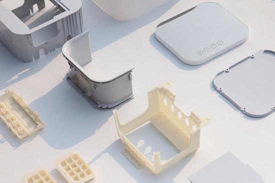 具备神奇功能的智能化妆镜 小姐姐们的最爱