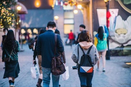 玩转手中相机 哪种镜头最适合你的街头摄影?