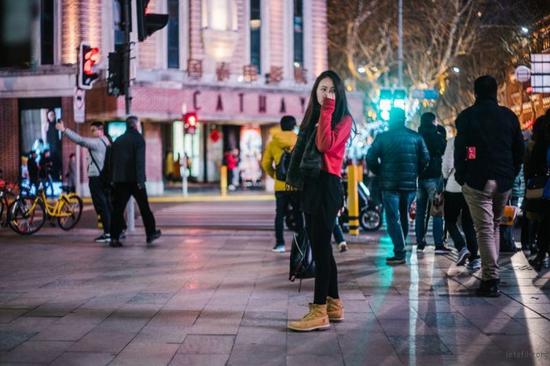 玩转手中相机 哪种镜头最适合你的街头摄影?