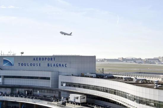 2015年，中国山东高速集团收购法国图卢兹机场公司获批