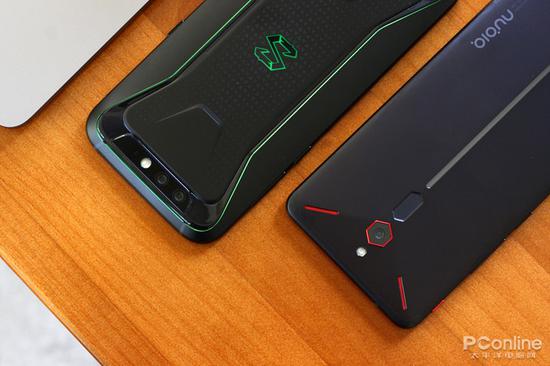 黑鲨和红魔游戏手机对比评测:谁才是吃鸡好装