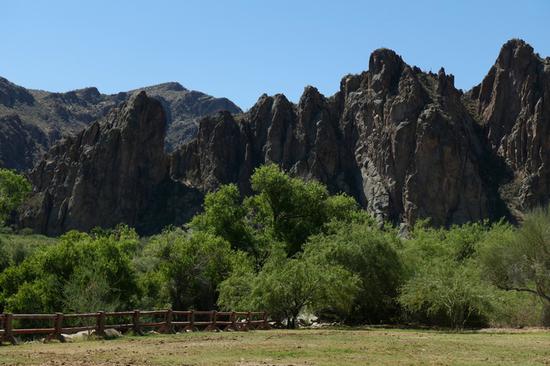 【博狗扑克】1英寸CMOS配15X光学变焦徕卡镜头 松下ZS220相机评测 【博狗扑克】1英寸CMOS配15X光学变焦徕卡镜头 松下ZS220相机评测