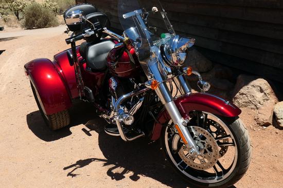 【博狗扑克】1英寸CMOS配15X光学变焦徕卡镜头 松下ZS220相机评测 【博狗扑克】1英寸CMOS配15X光学变焦徕卡镜头 松下ZS220相机评测