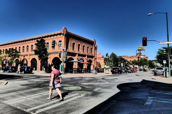 【博狗扑克】1英寸CMOS配15X光学变焦徕卡镜头 松下ZS220相机评测 【博狗扑克】1英寸CMOS配15X光学变焦徕卡镜头 松下ZS220相机评测