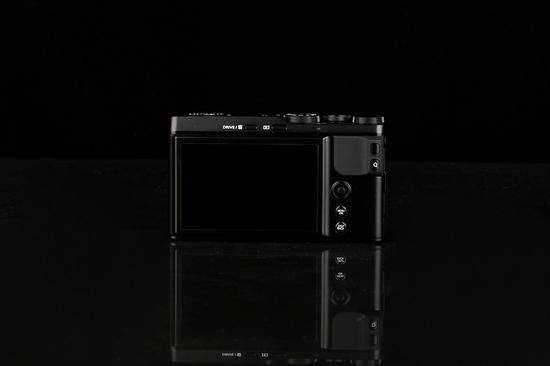 富士XF10背面