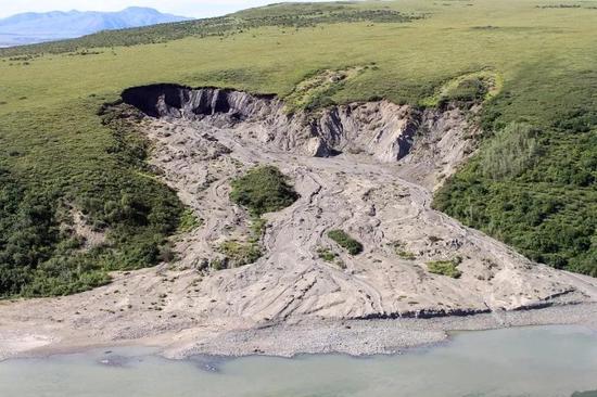 消融中的永久冻土,来源:NPS Climate Change Response on Visual Hunt