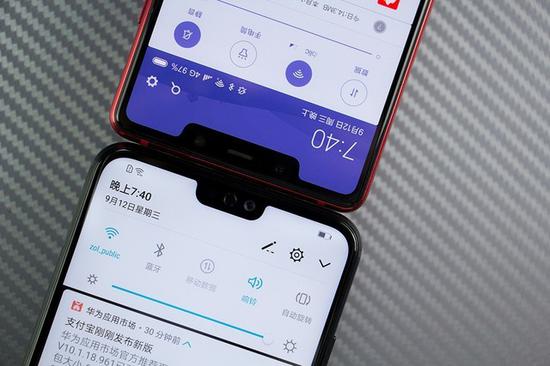全面屏之争